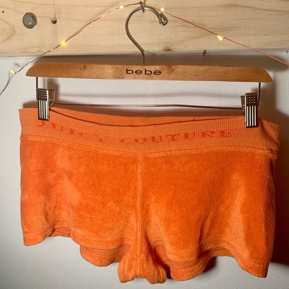 ☆JUICY COUTURE☆ vintage orange fuzzy shorts - Picture 2 of 7